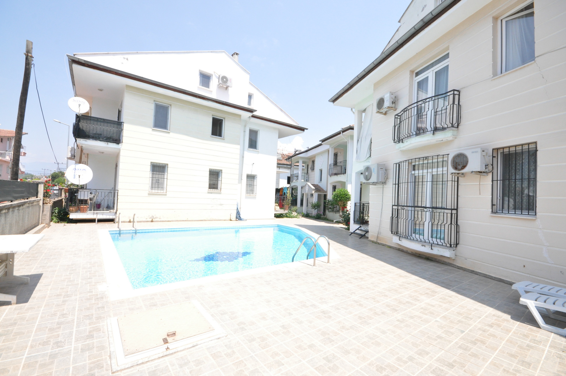 3 Bedroom Duplex Apartment with Communal Swimming Pool For Sale