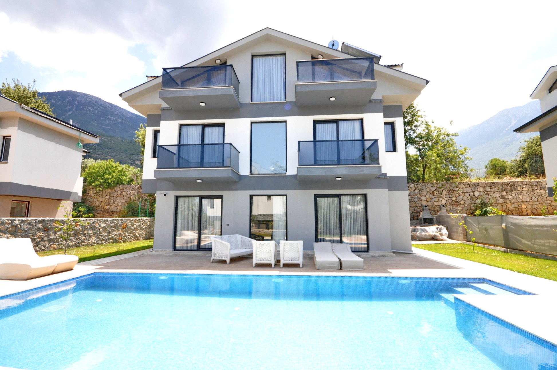 Brand New 3 Bedroom Villa with Private Pool & Garden in Ovacik