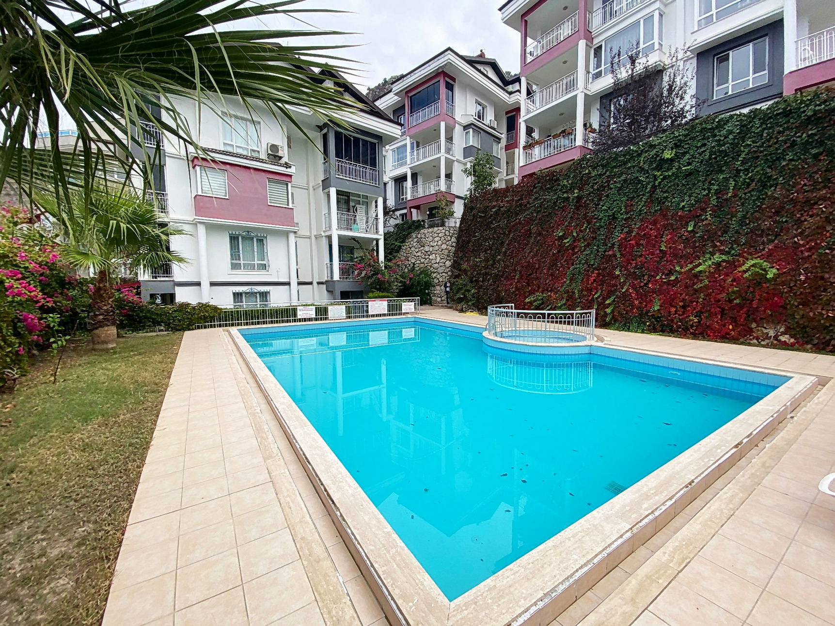 Seaview 4 Bedroom Duplex Apartment in Fethiye Town