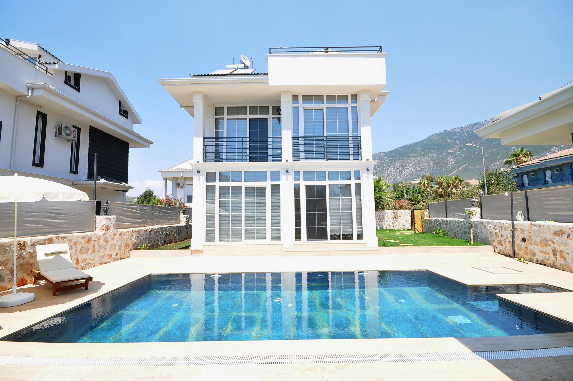 Attractive Brand New 3 Bedroom Triplex Villa in Ovacik