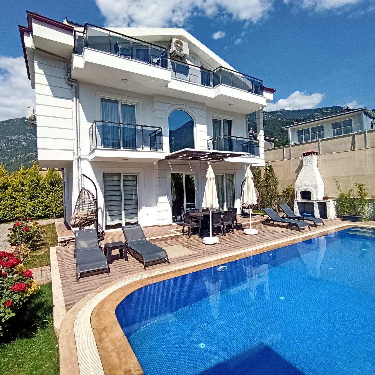 Luxury Detached Triplex 3 bedroom Villa with Private Pool in Ovacik
