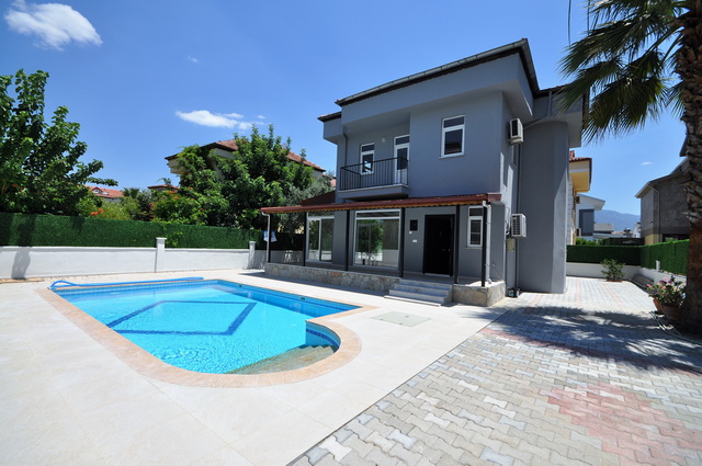 Five Bed Calis Villa in Walking Distance to the Beach