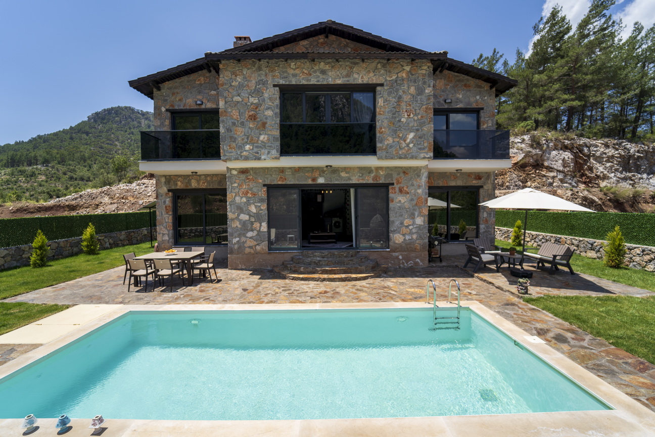 3 Bedroom Stone Villa with Stunning Views in Kizilbel Uzumlu