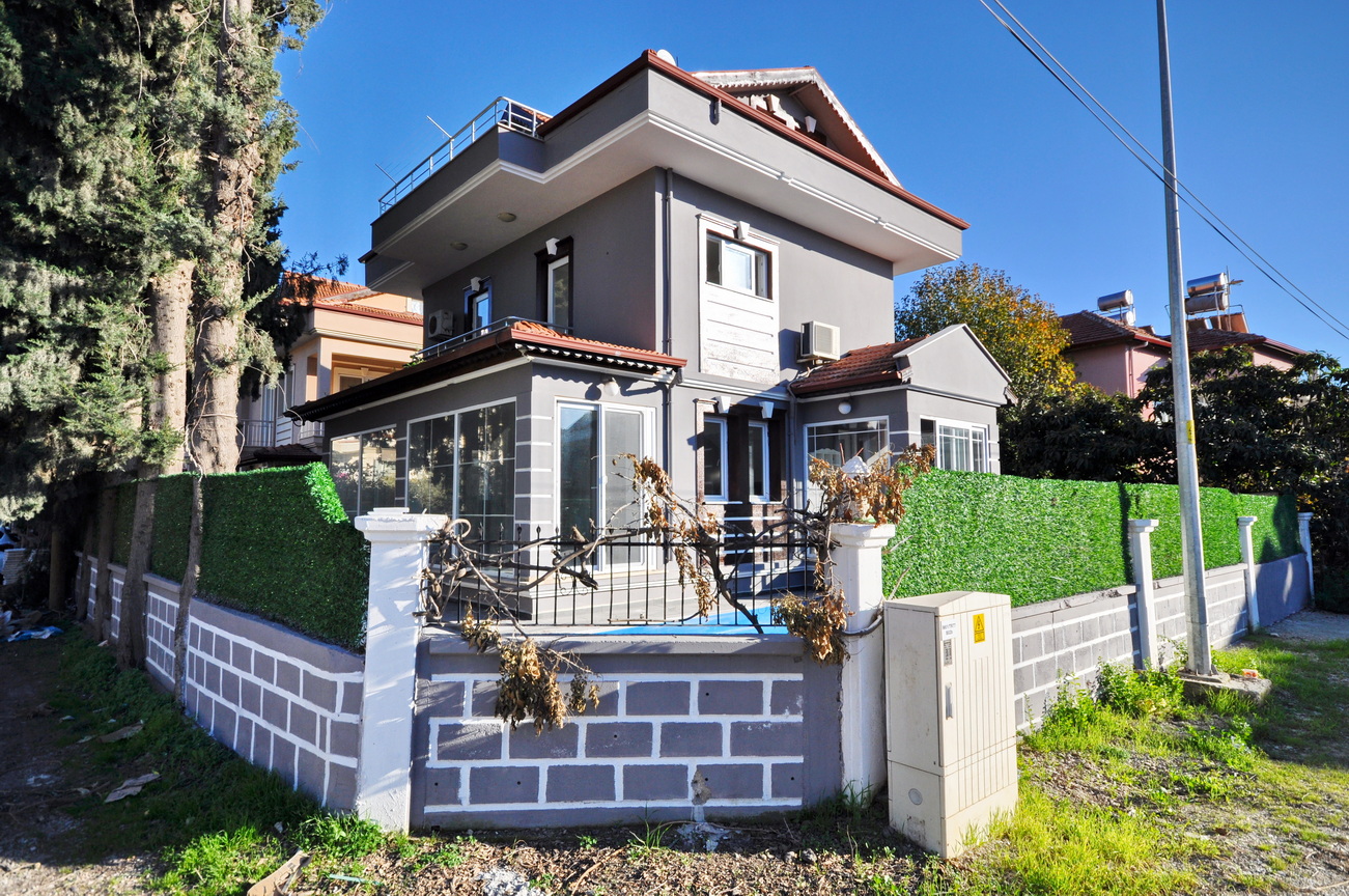 Three Bedroom Detached Villa with Private Pool in Fethiye