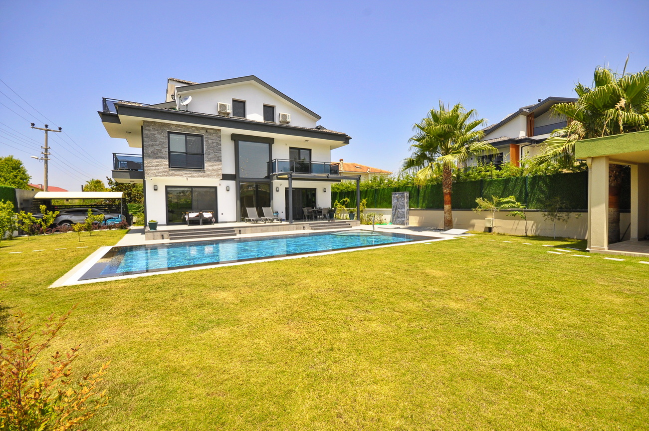 Beautifully Designed 4 Bedroom Detached Villa with Private Pool and Large Garden in Koca Calis