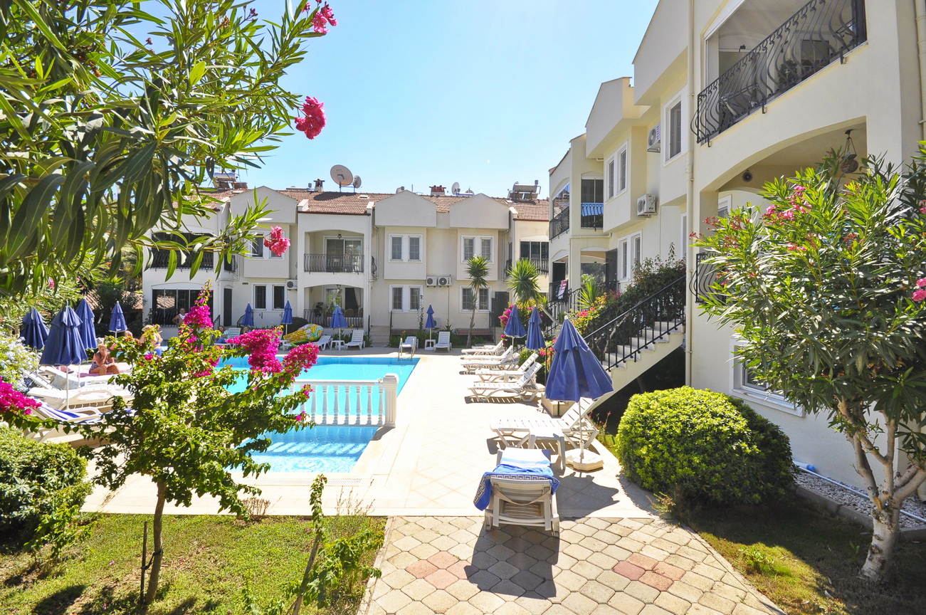 Forest and Mountain View 2 Bedroom Duplex Apartment with Shared Pool in a Well-Kept Complex